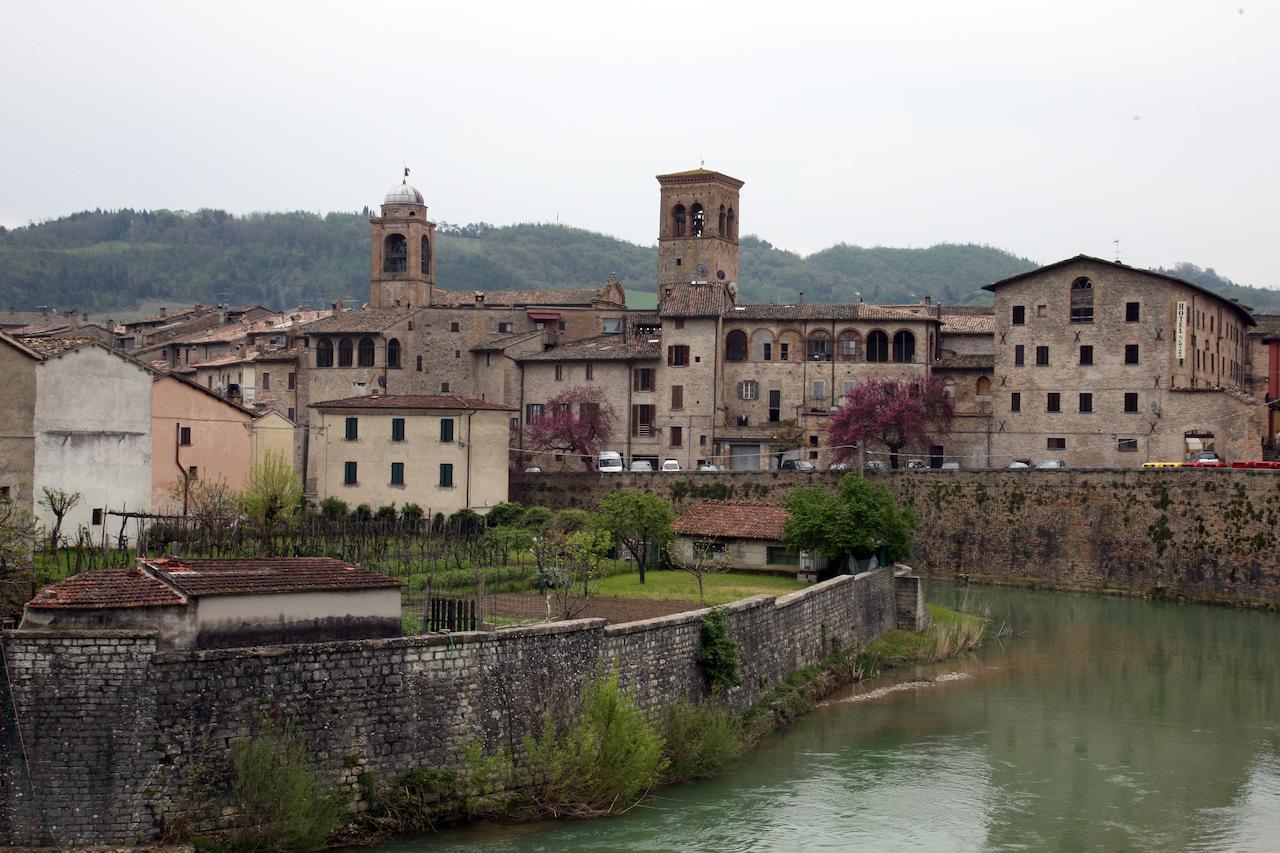 Palazzo Santinelli Acomodação com café da manhã SantʼAngelo in Vado Exterior foto